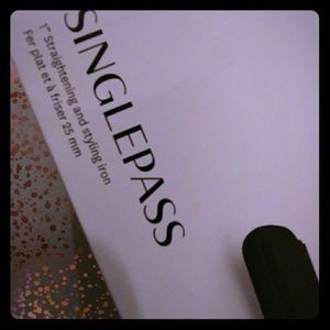 T3 Singlepass 1" Straighten/Styleing Iron